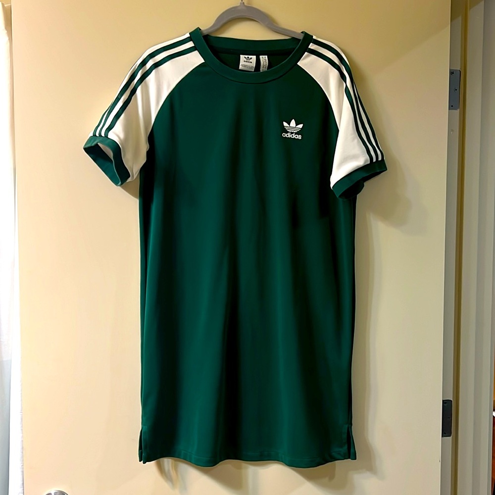 Adidas tee shirt dress